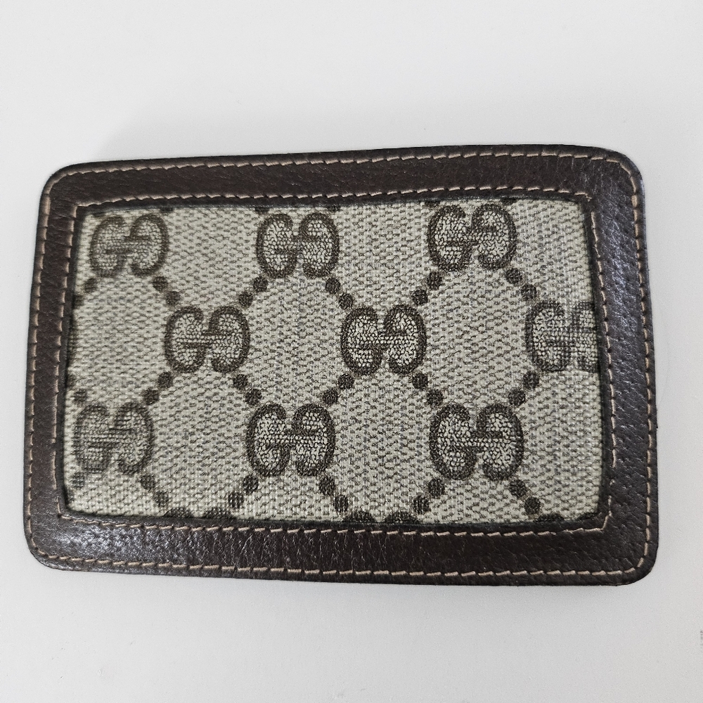 Authentic rare vintage Gucci card holder with COA